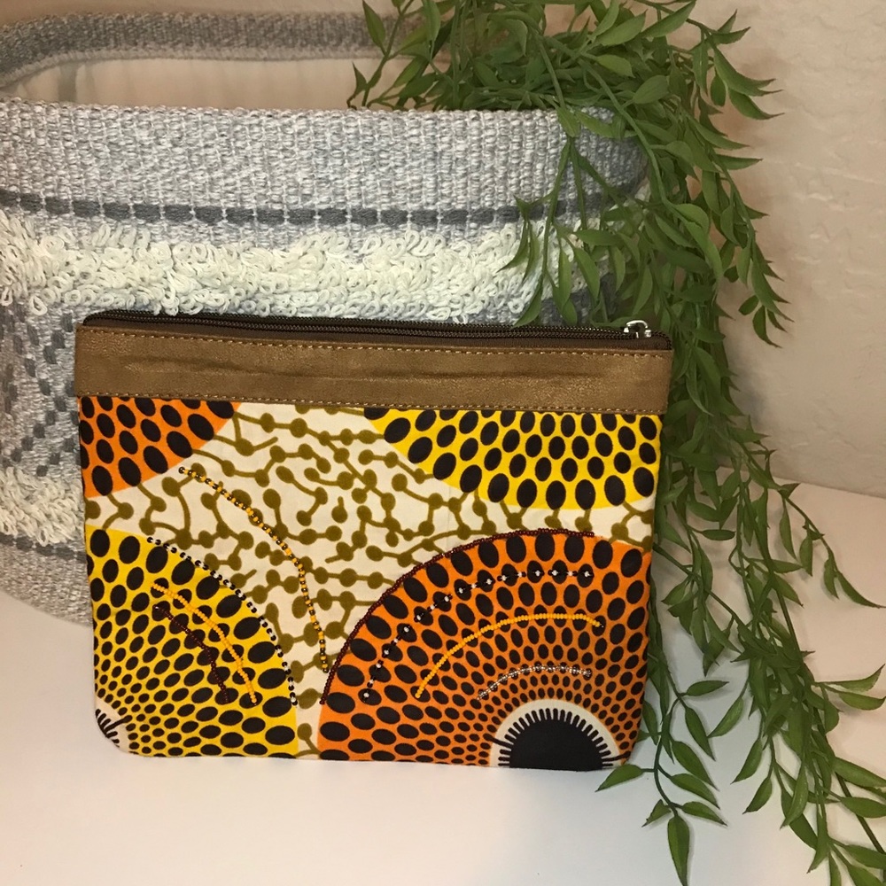 Gorgeous beaded clutch bag. From Tanzania.